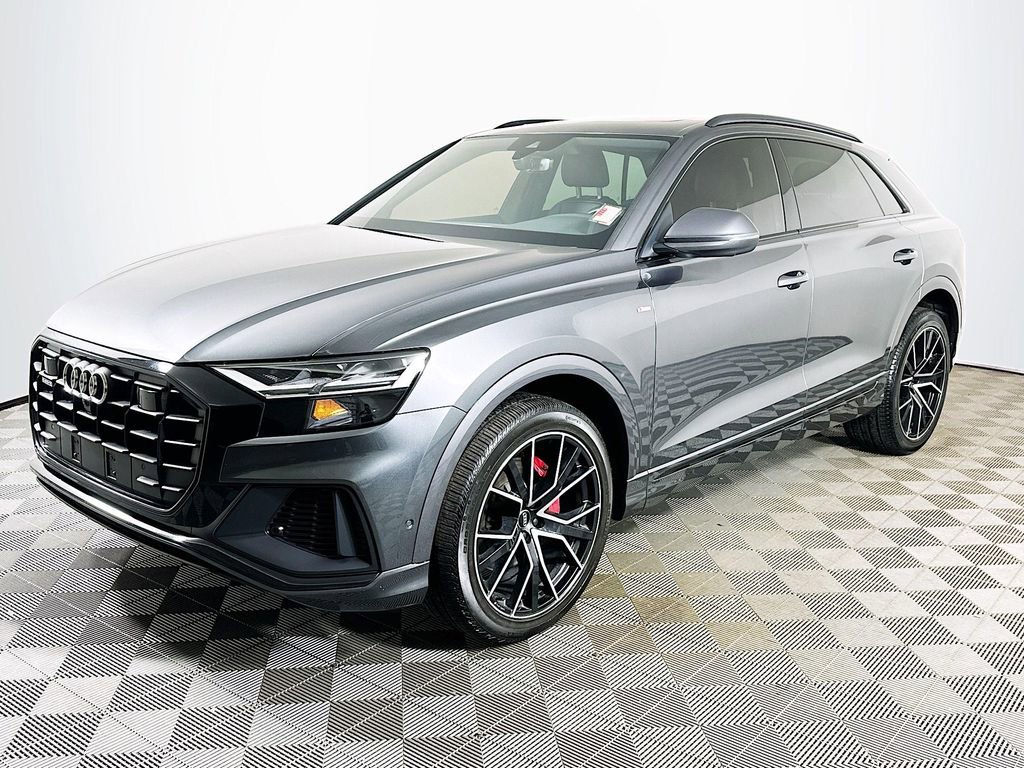 Audi Q8